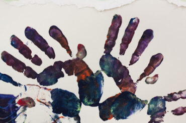 art_therapy_hand_hands_handprint_therapeutic_discipline_visual_arts_picturesque_medium_patient-1001030.jpg%2521d.jpeg