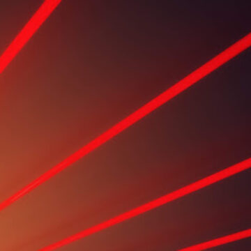 red-light-beams-1996035.jpg